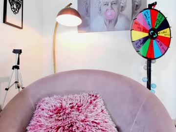 girl cam all day missniley image #6249180