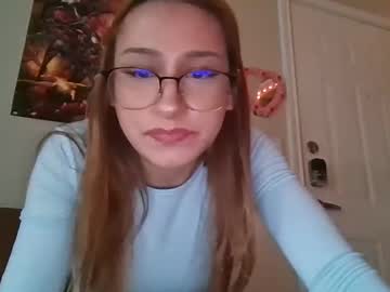 girl cam all day madiosnrios image #9355304