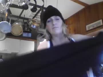girl cam all day brainsssisback image #5830617