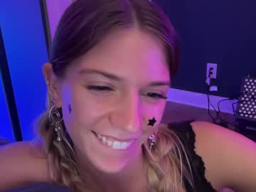 girl cam all day oliviahansleyy image #8058690