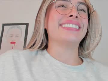 girl cam all day antonia_savatto_ image #342833
