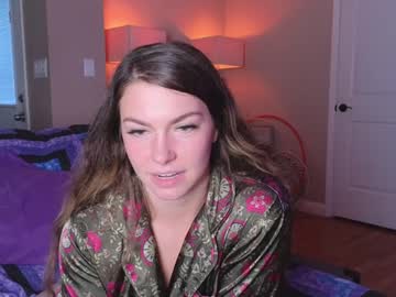 girl cam all day chroniclove image #7499522