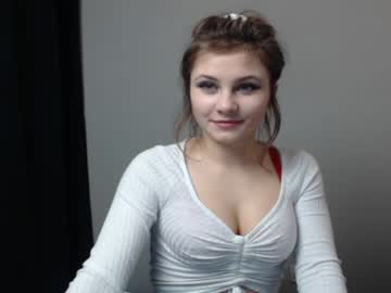 girl cam all day relax_nina image #711106