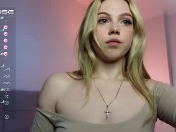 girl cam all day small_blondee image #4453735