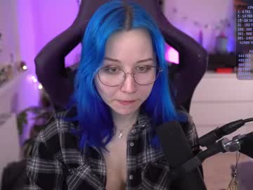 girl cam all day blue_mooncat image #9063230