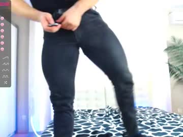 man cam all day arilas_ image #473105