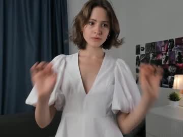 girl cam all day cold_bumble image #7257753