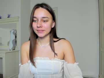girl cam all day eleonora_linn image #2692576