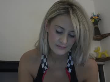 girl cam all day english_rose__ image #9295612