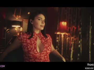 girl cam all day lucieoude_ image #1037484