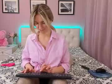 girl cam all day patriciablair image #2228049