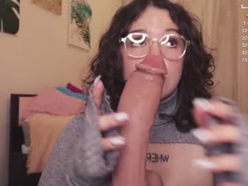 girl cam all day chery_lady22 image #4638650