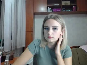 girl cam all day melena_shy image #175202