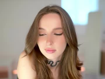girl cam all day silent_chill image #7426982