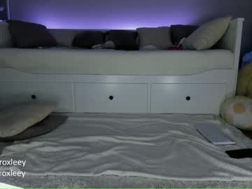 girl cam all day roxy_blue_eyed_ image #1584836