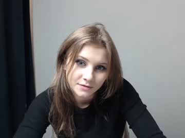 girl cam all day relax_nina image #266056