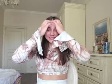 girl cam all day eleonora_linn image #2362819