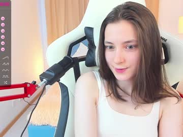 girl cam all day beckymartens image #1994179