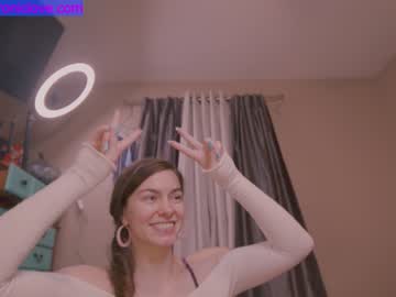 girl cam all day chroniclove image #3571322