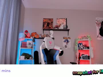 girl cam all day vivian_qwerty image #9434008