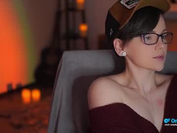 girl cam all day tiffanyriox image #6093128
