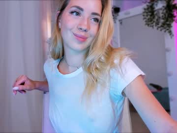 girl cam all day emmi_rosee image #2262281