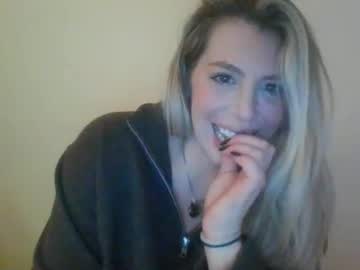 girl cam all day miichx00o image #8624684