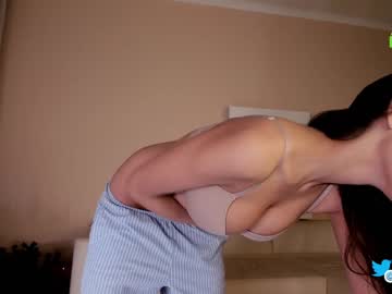 girl cam all day hollyextra image #6033249