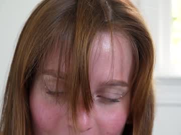 girl cam all day ellaa91 image #1941175