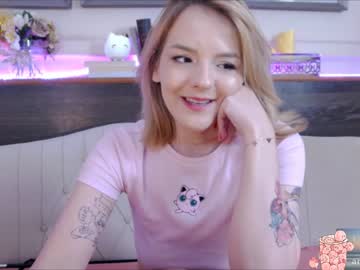 girl cam all day ginger_pie image #2336586