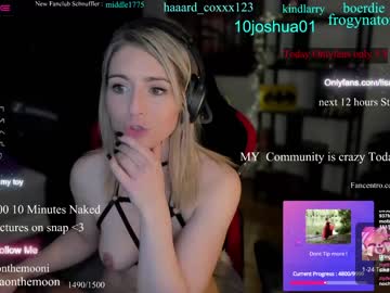 girl cam all day kimilee22 image #4398223
