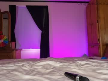 couple cam all day ari_lovexo image #2243155