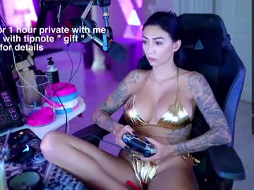 girl cam all day evelyne92 image #7565521