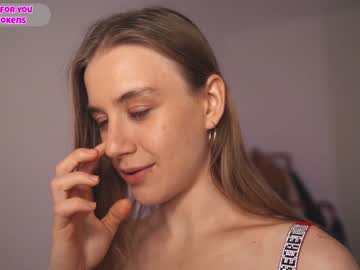 girl cam all day alexispeach image #858110