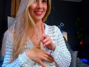 girl cam all day milablush image #4468397