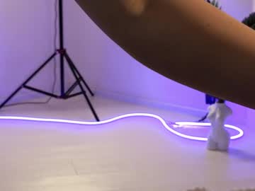 girl cam all day molly__meow image #7837008