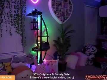 girl cam all day heatherbby9 image #2137212