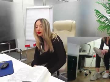 girl cam all day babesgowild image #4150927