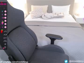 girl cam all day smileyouarehere image #4743860