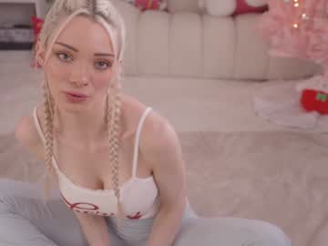 girl cam all day bunnydollstella image #8397957