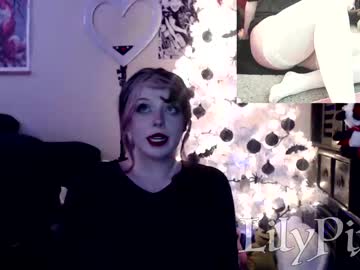 girl cam all day lilypixel image #3371951
