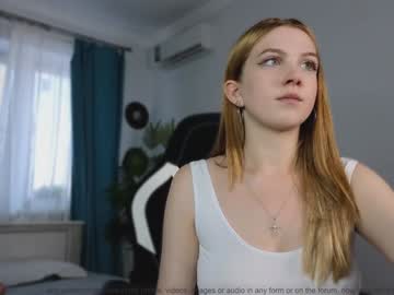 girl cam all day small_blondee image #7329801