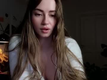 girl cam all day strawberryjamx image #5149821