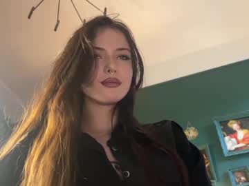 girl cam all day bmwm5f90 image #9607184