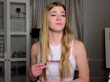 girl cam all day cute_fox_girl image #8468674