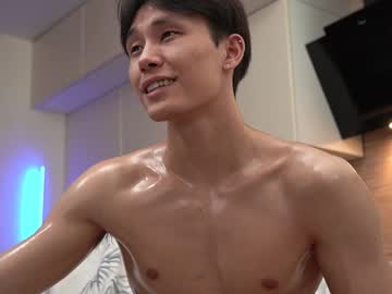 man cam all day chan_pak image #1741346