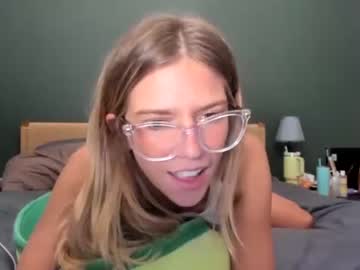 girl cam all day oliviahansleyy image #7053252