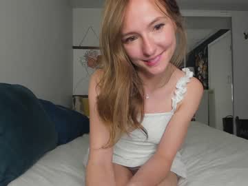 girl cam all day innocentprovenguilty image #1879676
