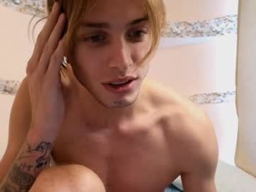 man cam all day cryptongood image #9356809