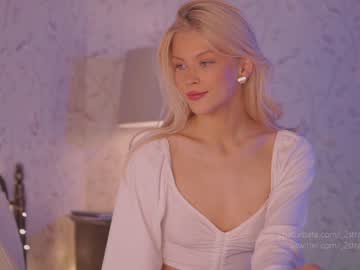 girl cam all day _2strangers image #2760411